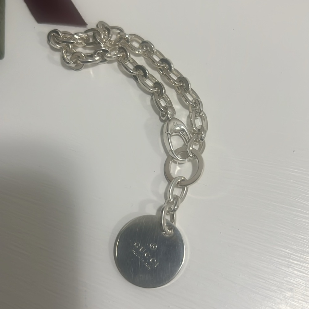 Gucci Bracelet - Picture 3 of 6